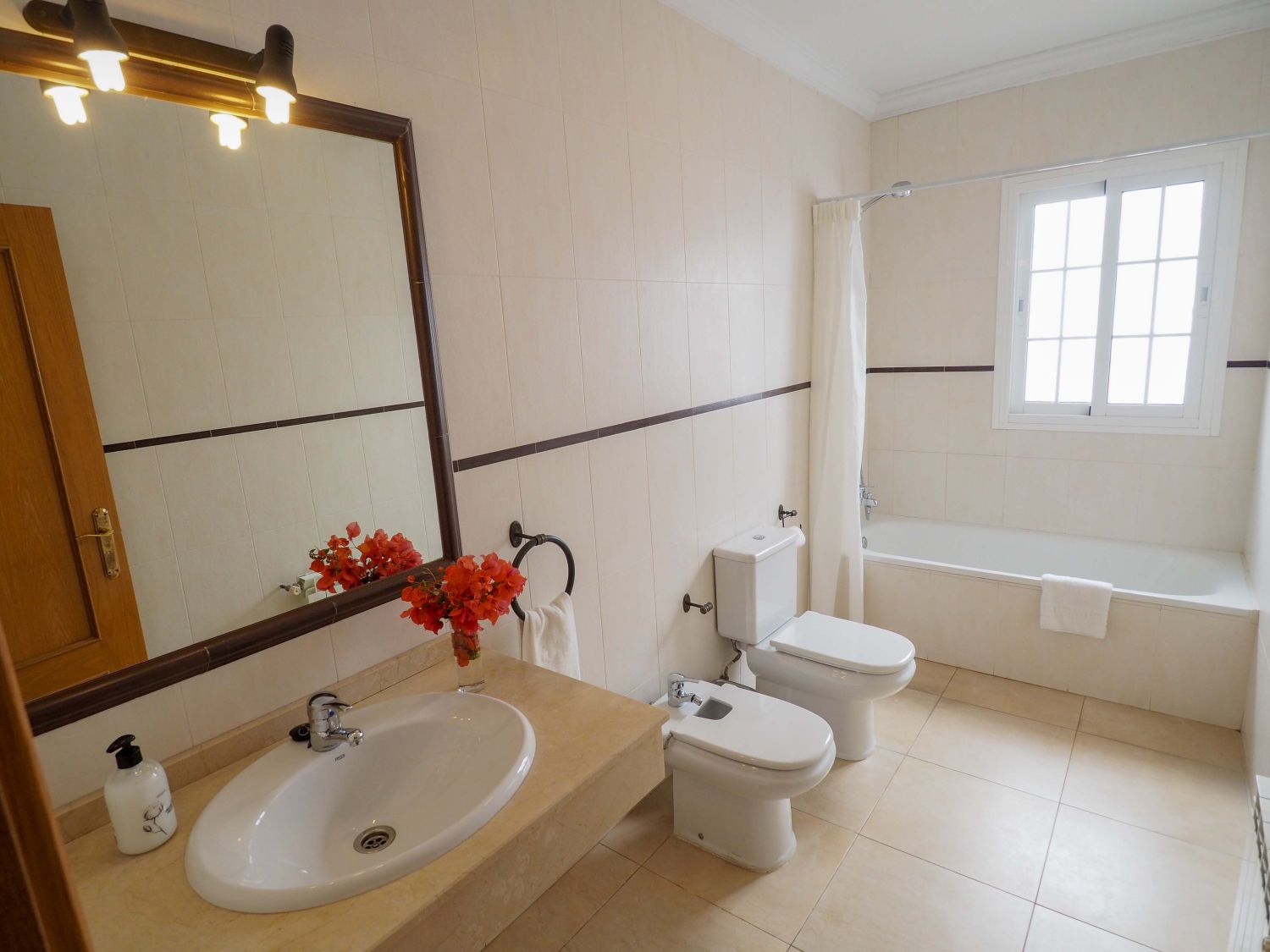 ISBRISAS Villa rental Nerja las Brisas