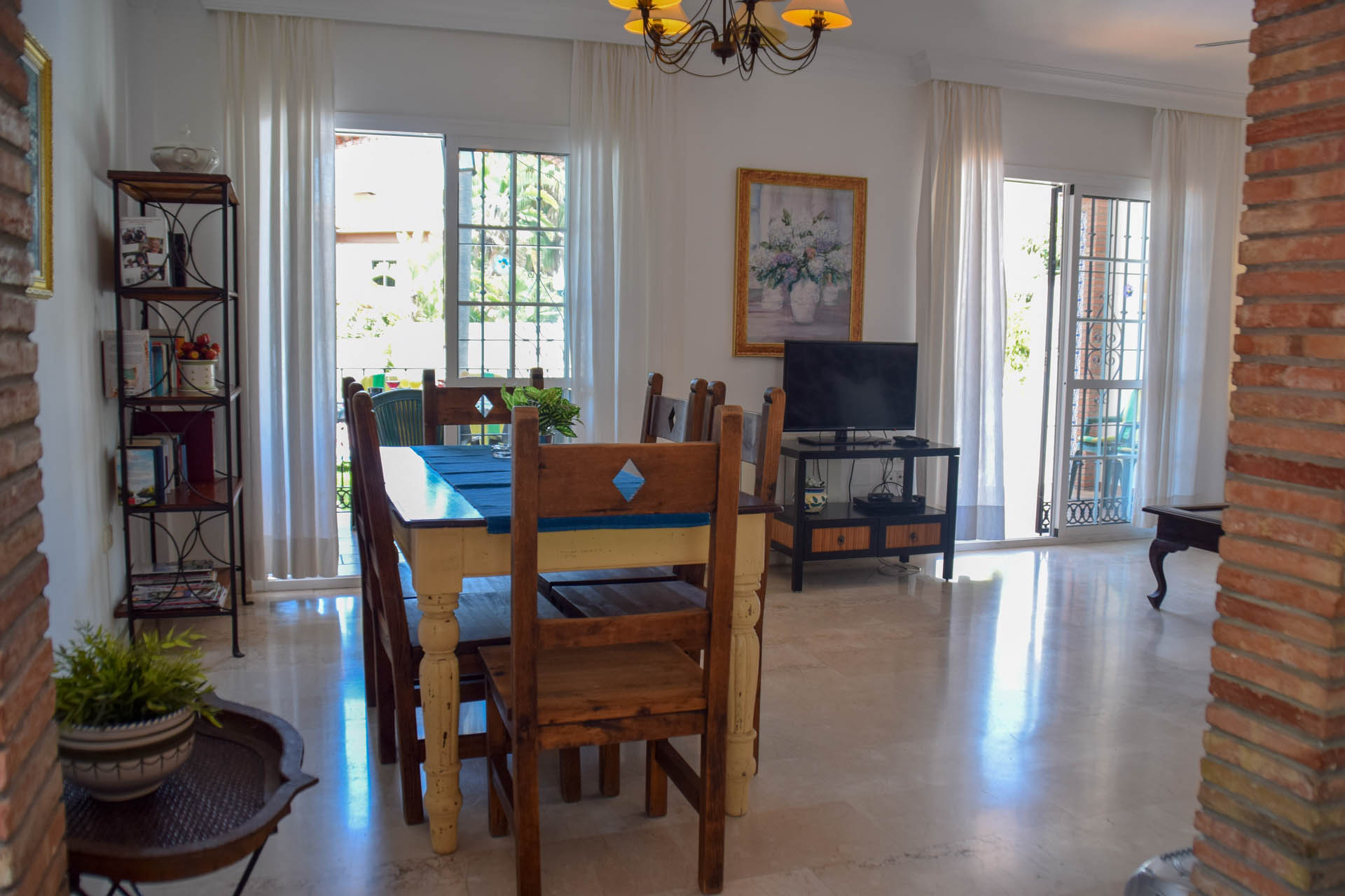 ISFLAM villa in Nerja Parador area Villa Flamingo