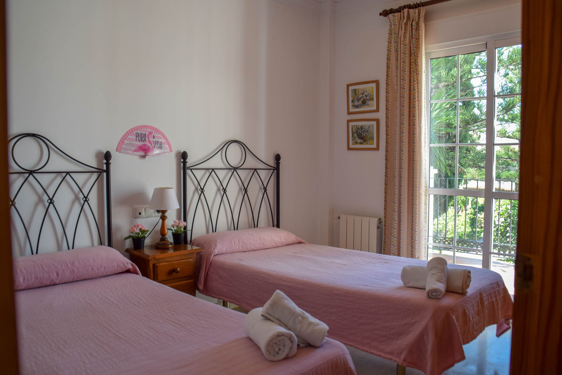 ISFLAM villa in Nerja Parador area Villa Flamingo