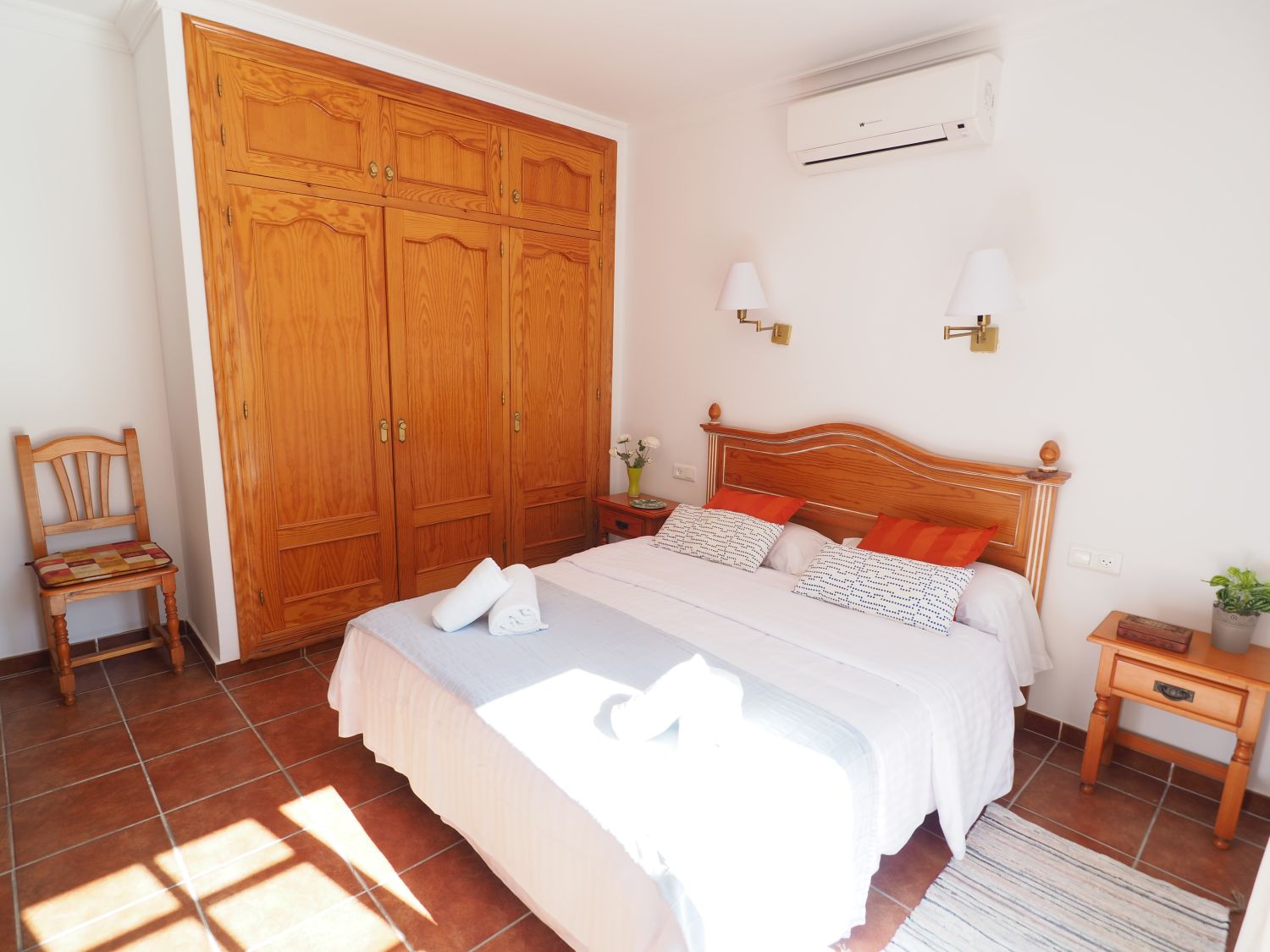 ISJAS Nerja villas   Villa Jasmine