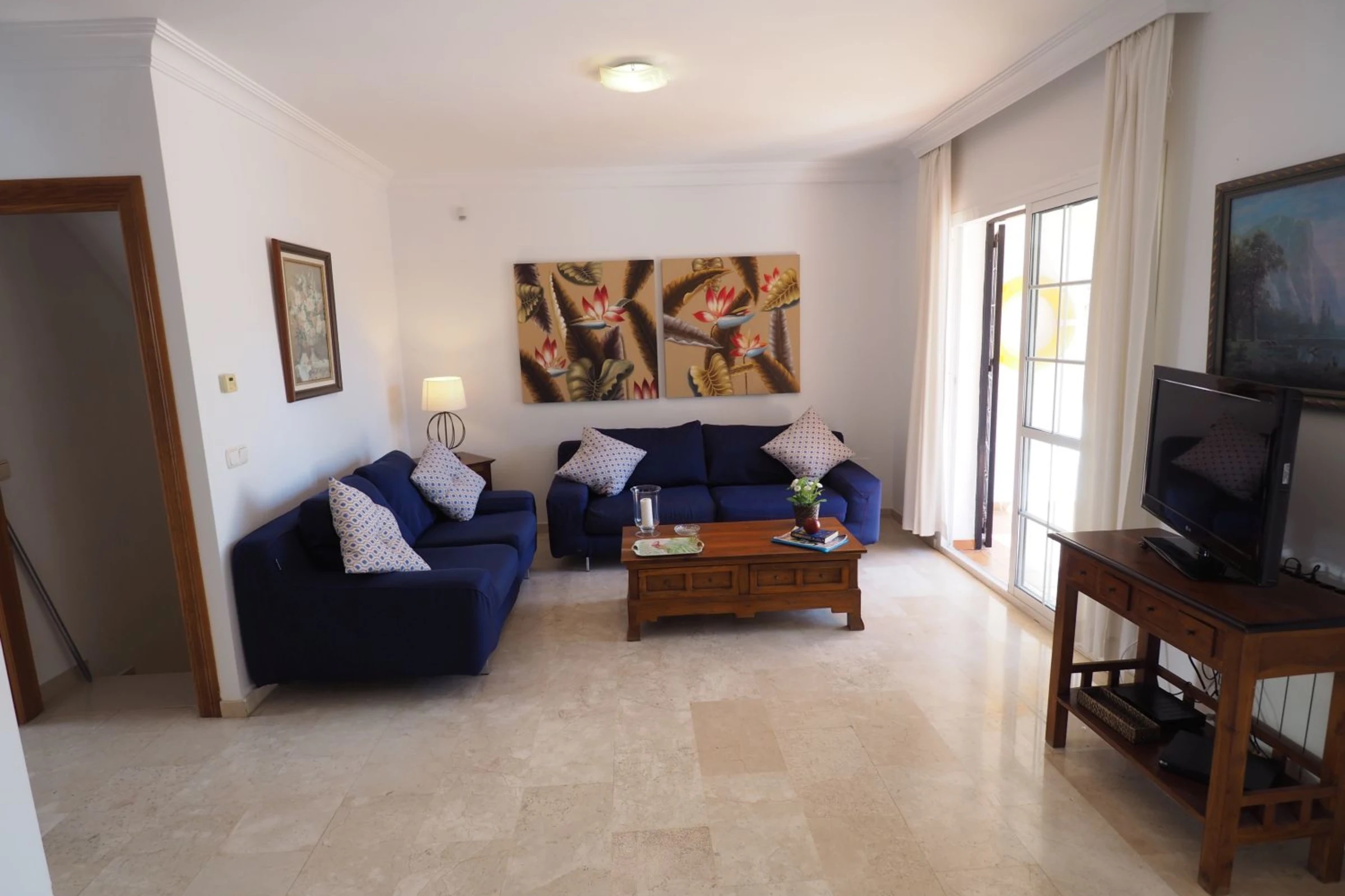ISVIC villa in parador area Nerja Villa Victoria